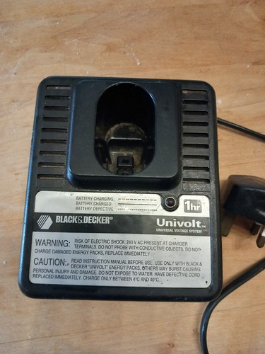 Black decker univolt 1hr - univolt,