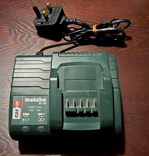 Metabo green power tool - 30,