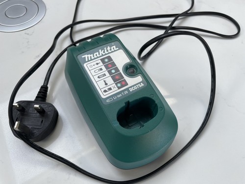 Makita dc07sa ion 2v - li-ion, 7.2v