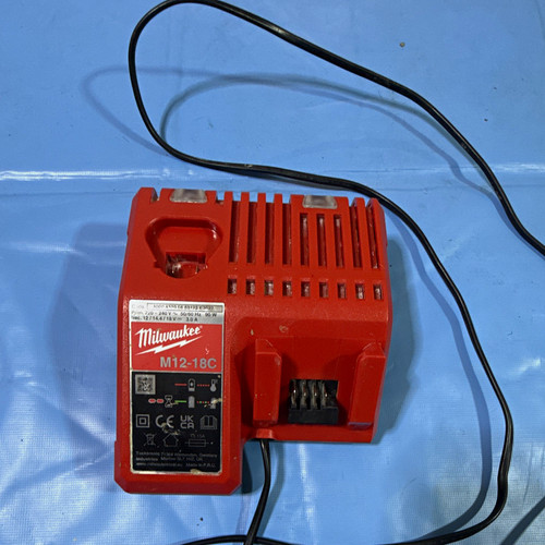 Milwaukee m12 18c - milwaukee, m12-18c
