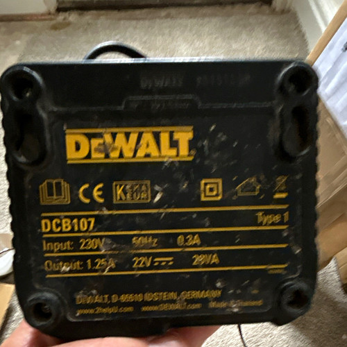 Dewalt dcb107 230v power tool - dewalt,